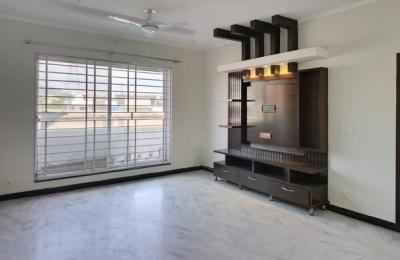 Upper portion for Rent