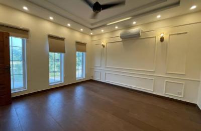 upper portion available for Rent