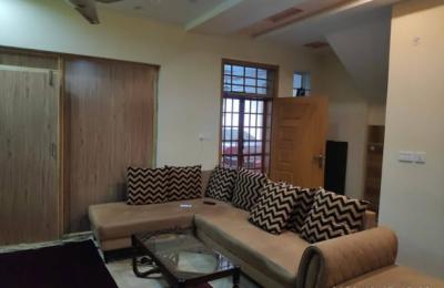Ground Floor Available for Rent  📍 Location: I-10/2