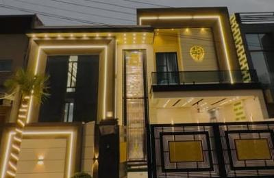 Luxurious Designer house For SALE