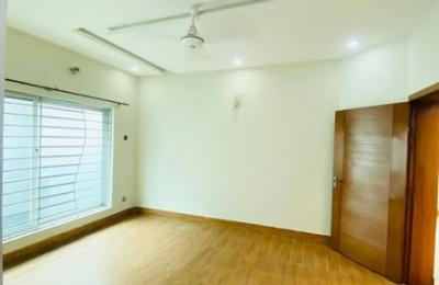 Kanal upper Portion For Rent