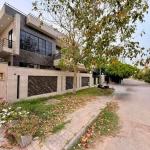 1 Kanal House For Sale