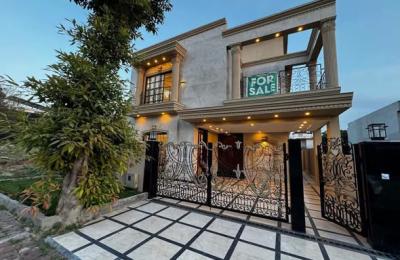 10 Marla Brand New Designer House For Sale in Bahria Town