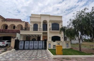 10 Marla Spanish Themed Boulevard House For Sale