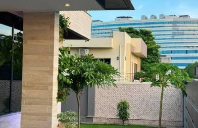 1 Kanal Designer Brand New House for Sale
