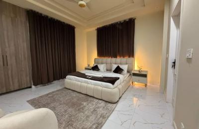 LUXURY FURNISHED 2 BED APARTMENT FOR RENT.Daily/weekly Monthly