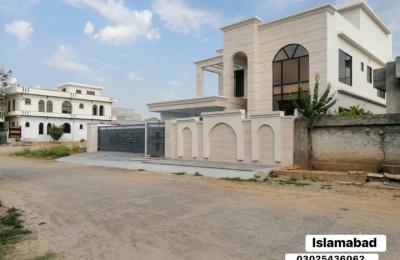 Beautiful 1 kanal house is for sale in E-18 Gulshan e saehat