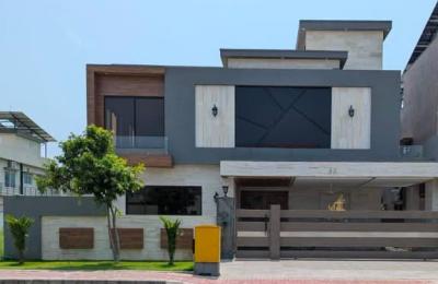 1 Kanal Double Unit Boulevard House For Sale