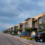Beautiful villa is for sale in D-17 Islamabad   Size : 30x70