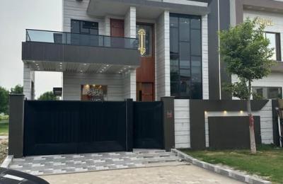 For sale  10 Marla Brand new House