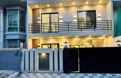 4 Marla beautiful house available for sale in I-10 Islamabad 🏡