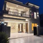 10 Marla Double Unit House For Sale