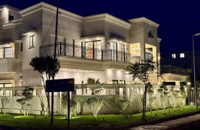 An Elegant Modern-Classical 1.5 Kanal Residence in Bahria Town