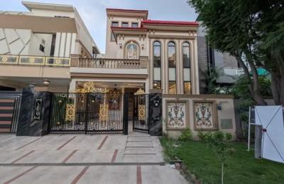 _10 Marla  luxury house for sale