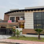 22 Marla Luxry House for Sale