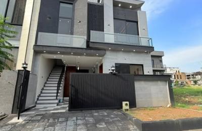 Double Story House for Sale in B-17 Islamabad