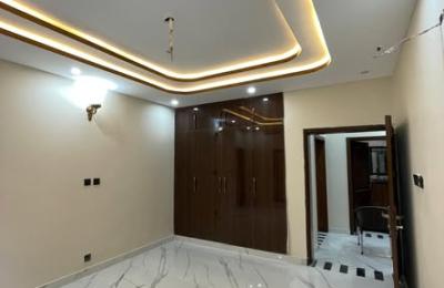 ||Upper portion For Rent G-11||