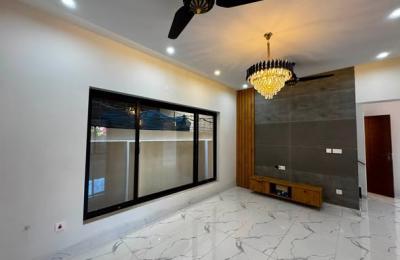 10 Marla Double Unit House