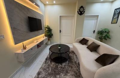 LUXURY FURNISHED 2 BED APARTMENT FOR RENT.Daily/weekly Monthly