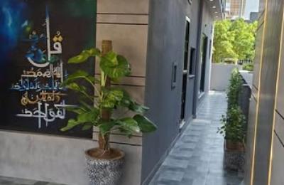 10 Marla Double Unit Boulevard House For Sale