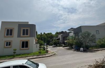 Single Story House Available for Sale