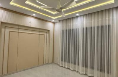 10 Marla Double Unit House For Sale