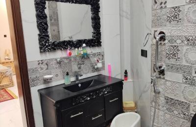 10 marla furnished house available For rent