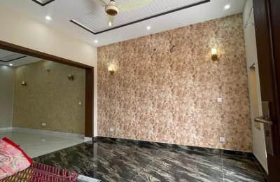10 marla house for sale