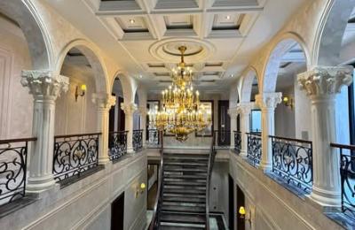 1 Kanal Spanish Themed Neo Classical Styled House