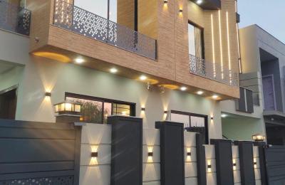 5 Marla Beautiful House with Solid Construction For Sale