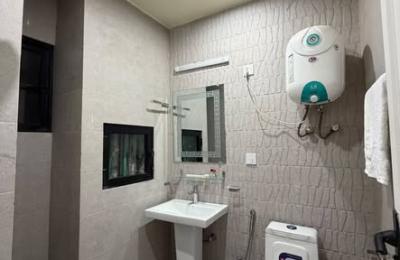 LUXURY FURNISHED 2 BED APARTMENT FOR RENT.Daily/weekly Monthly