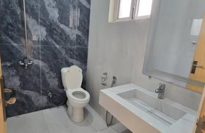 Beautiful New House   In G10/1.Size 35*70