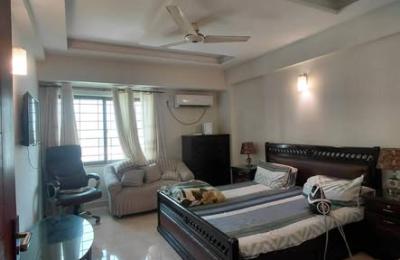 Askari 11 Beautiful  4 Apartment Available for Rent & Sale