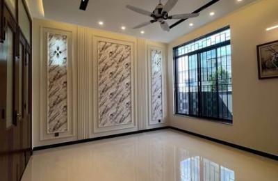 10 Marla Double Unit House