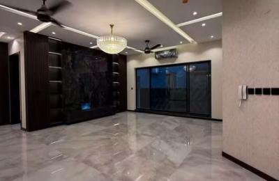 2 KANAL HOUSE FOR RENT DHA LAHORE