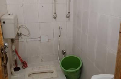 Fully furnish room available for rent   G9/4