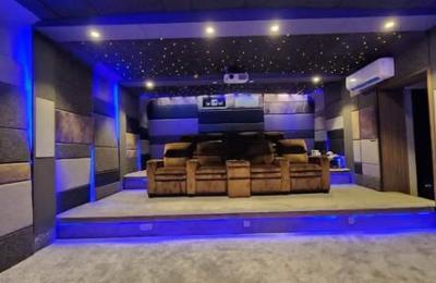 2000 Yard Luxury Bungalow For Sale