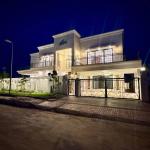 An Elegant Modern-Classical 1.5 Kanal Residence in Bahria Town