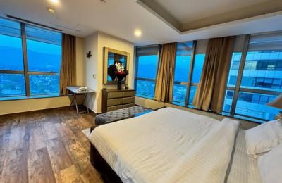 Luxury 1-Bed Apartment for Rent