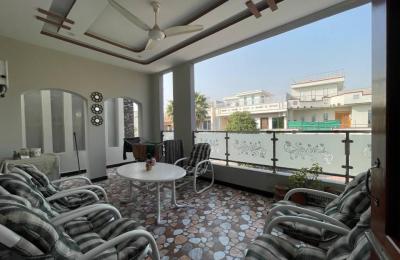 G 13/ proper corner double story house for sale.
