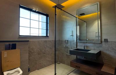 1 Kanal Spanish Themed Designer Single Unit House For Sale