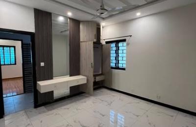 For Rent – G-11/3 PHA C-Type Apartment Available For Rent Renovated Apartment