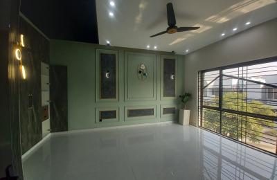 10 MARLA NEW READY TO MOVE IN USED HOUS FOR SALE