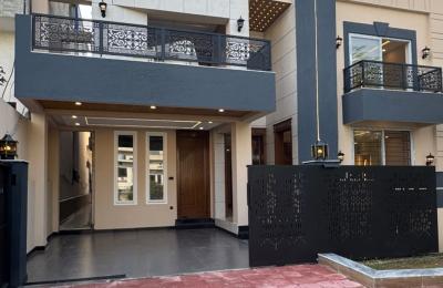 12 Marla Double-Story House for Sale – G-15, Islamabad 🏡
