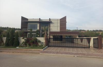 2 KANAL 13 MARLA HOUSE FOR SALE گھر برائے فروخت